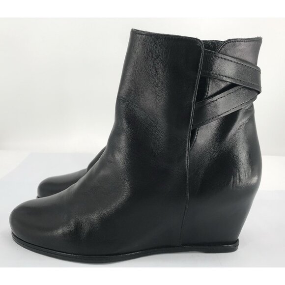 Stuart Weitzman Boots Womens Size 8.5 Black Leather Hidden Wedge Side Zip - Picture 2 of 11